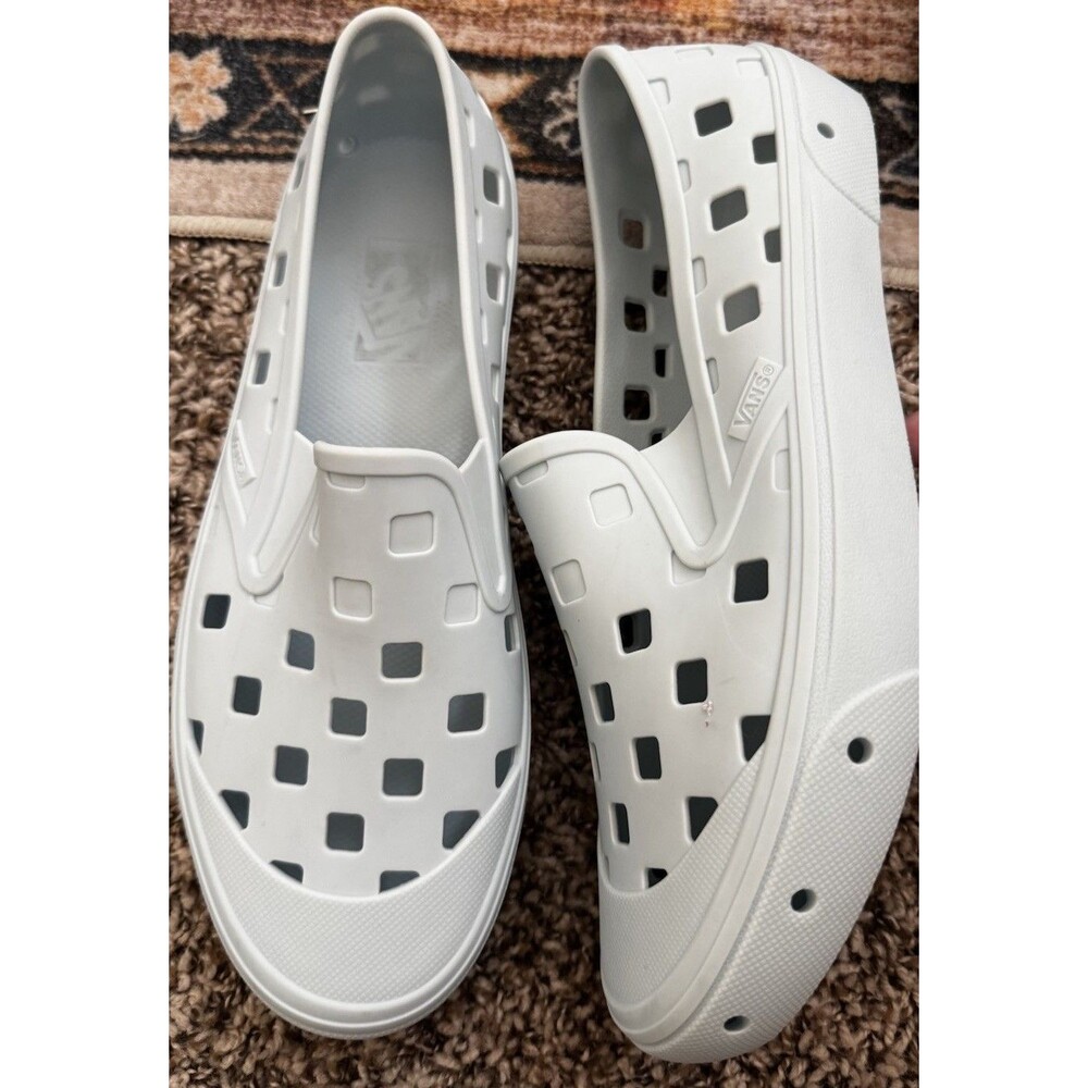 EUC Vans Slip-On TRK Delicate Blue Water Shoes Men 9 Women 10.5